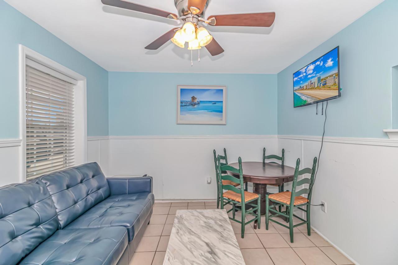 125 Atlantic Avenue Unit E - Pet Friendly! Walk To The Beach And Pier!1Br -1Ba - Sleeps 2-4 Guests! Мертл-Біч Екстер'єр фото
