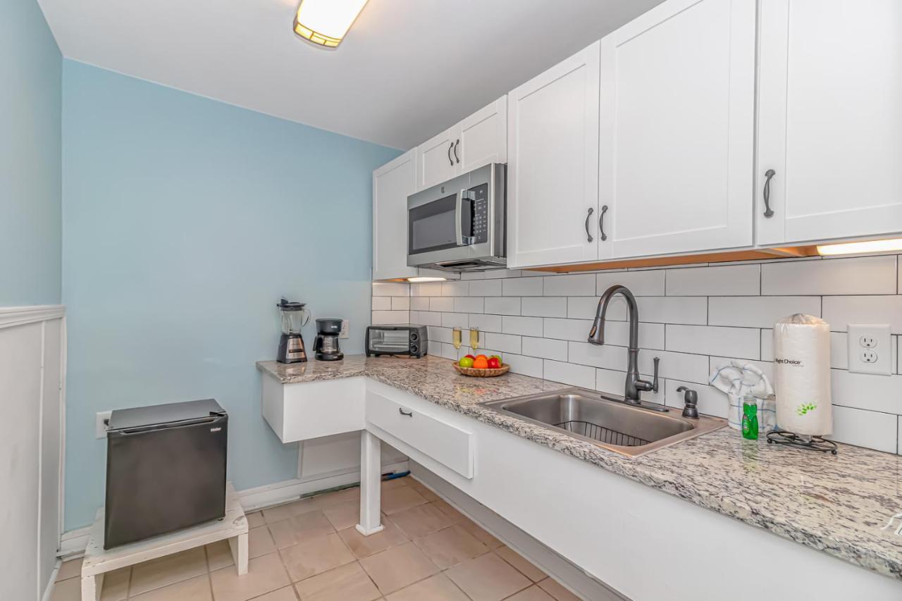 125 Atlantic Avenue Unit E - Pet Friendly! Walk To The Beach And Pier!1Br -1Ba - Sleeps 2-4 Guests! Мертл-Біч Екстер'єр фото